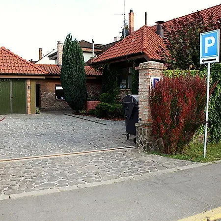 Barock Restaurant & Penzion Topoľčany